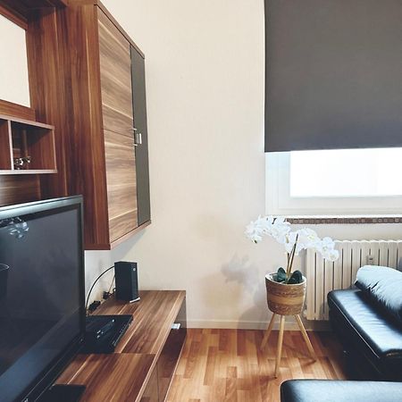 Zentrale Grosse Vollausgestattete Wohnung Fuer Alle Zwecke Perfekt Geeignet Witten Luaran gambar